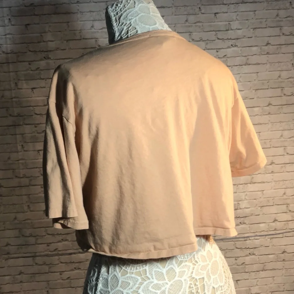 Forever 21 short sleeve cotton cropped tee t-shirt Peach Tan color Size … - Picture 4 of 10